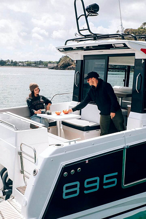 Катер Jeanneau Merry Fisher 895 Sport Serie 2